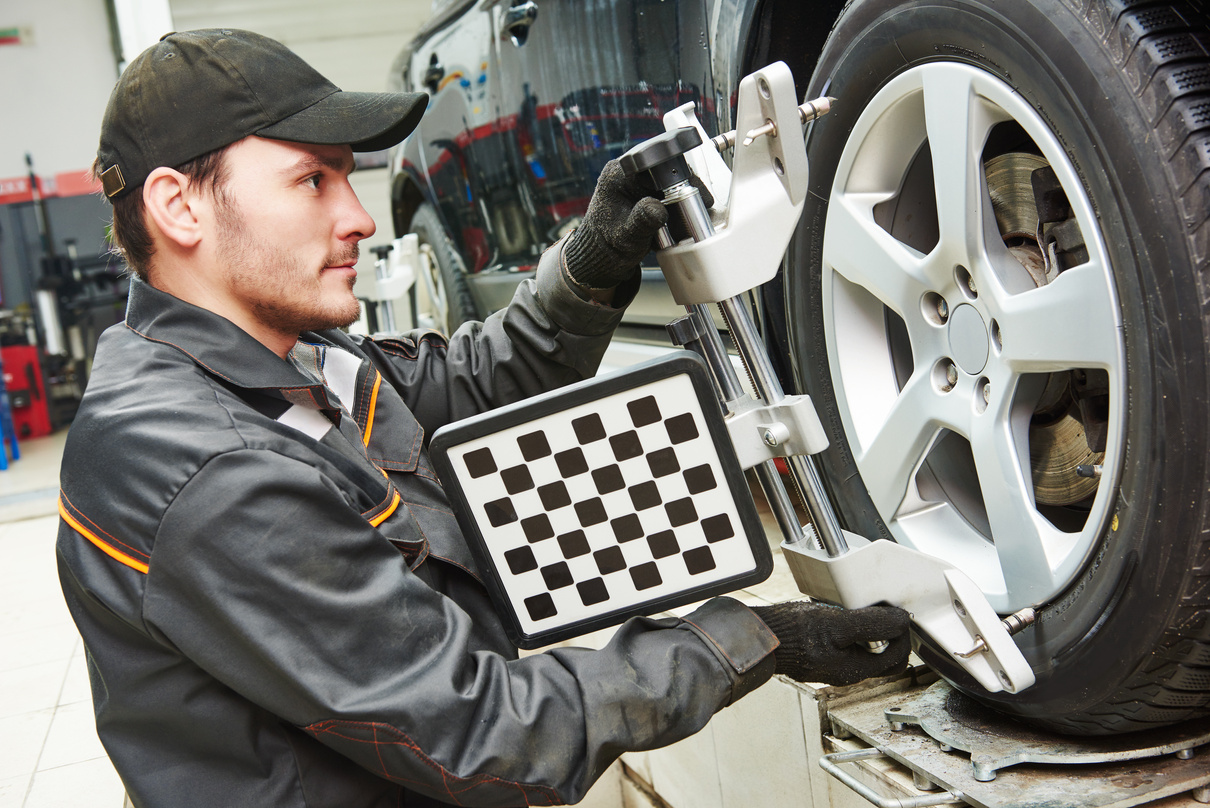 Car Wheel Alignment Service Work